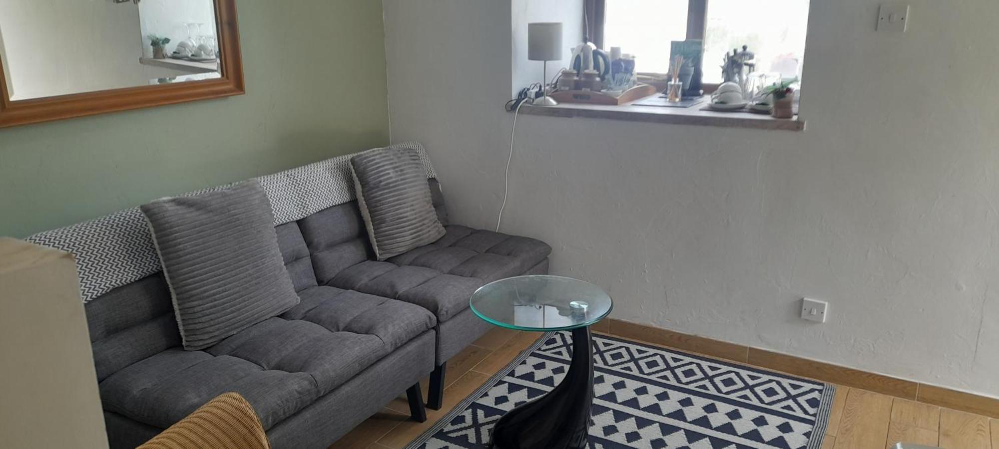 Holiday home Y Llew Bach, The Tiny House Gwytherin